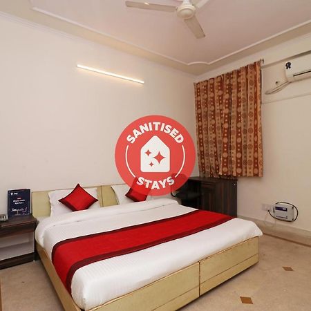 Oyo 11452金色城堡小屋 Indirapuram 外观 照片